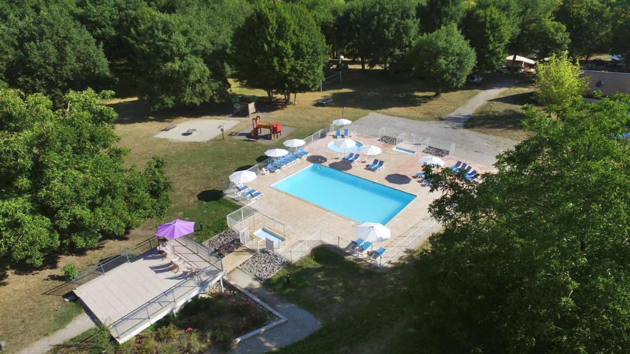 Vvf Dordogne Lot Hotel Gluges Bagian luar foto